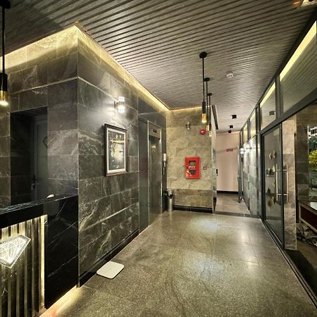 Y Linh Hotel Куи Нхон Екстериор снимка