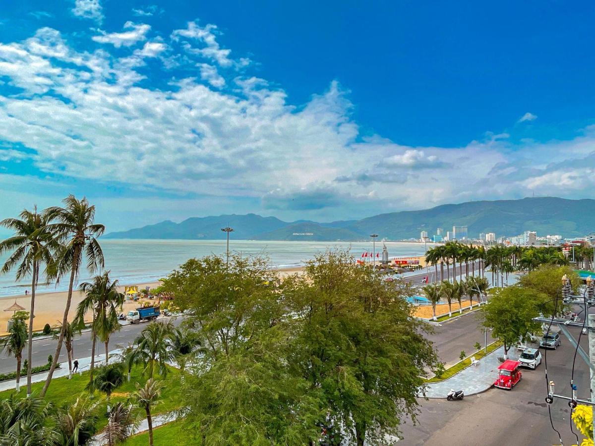 Y Linh Hotel Куи Нхон Екстериор снимка