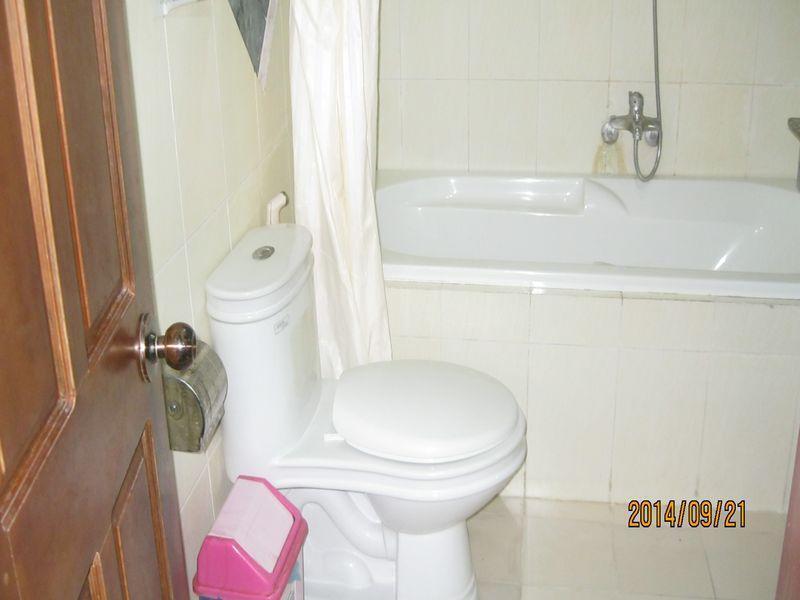 Y Linh Hotel Куи Нхон Екстериор снимка